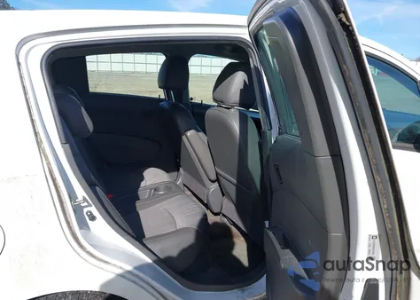 2014 Chevrolet Spark 1Lt Auto z USA, uszkodzony, nr VIN KL8CD6S90EC401904